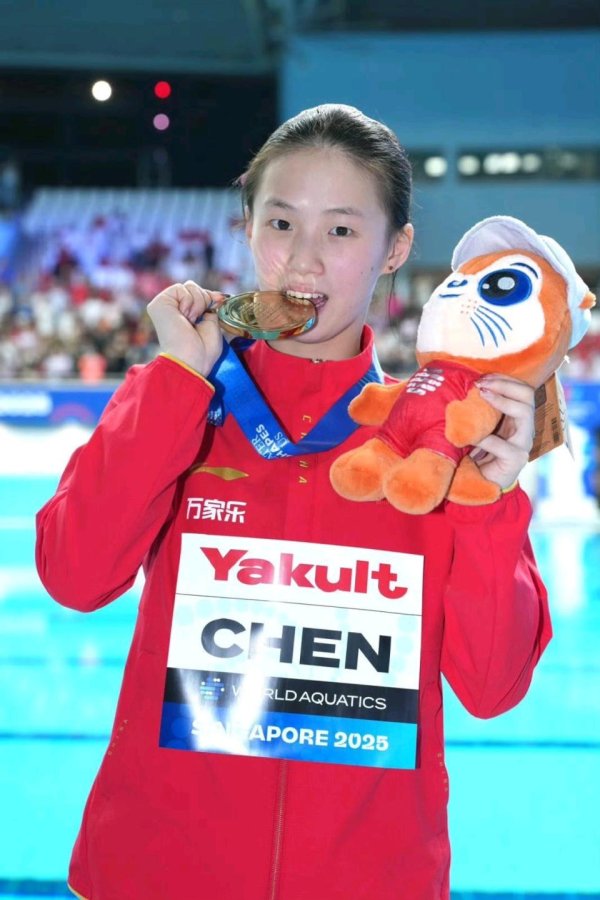 纪源优配 陈芋汐晒训练照！身材太苗条，网友：不是全红婵不努力，天生劣势